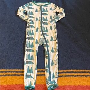 Kickee kids Cozy Forest Print Kids Footie